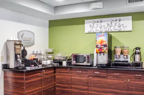 Breakfast area