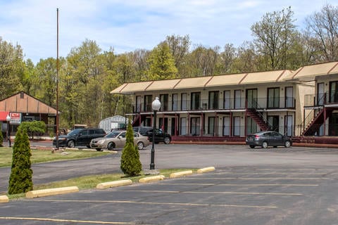 Hotel exterior | Econo Lodge, White-haven PA Hotels