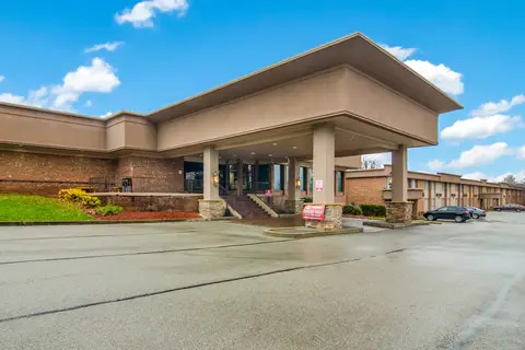 Hotel exterior | Comfort Inn, Pittsburgh PA Hotels