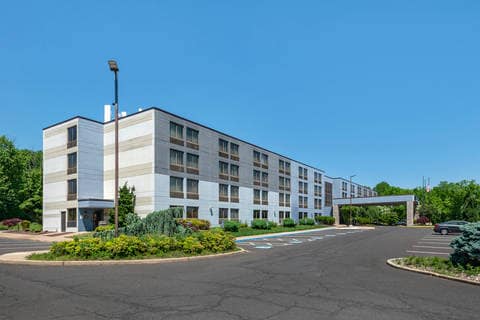 Hotel exterior | Mainstay, Horsham PA Hotels