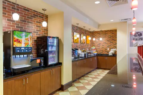 Breakfast counter | Comfort Suites, Charleston SC Hotels
