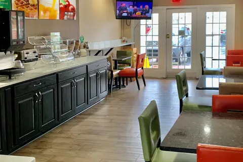 Breakfast area | Quality Inn, Seneca SC Hotels