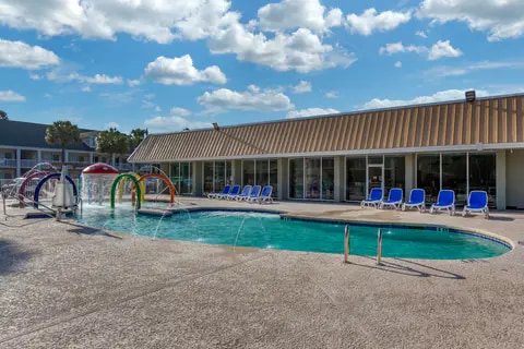 Outdoor pool | Quality Inn, Pawleys-island SC Hotels