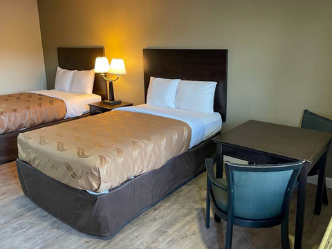Guest room with double bed(s) | Suburban, Columbia SC Hotels
