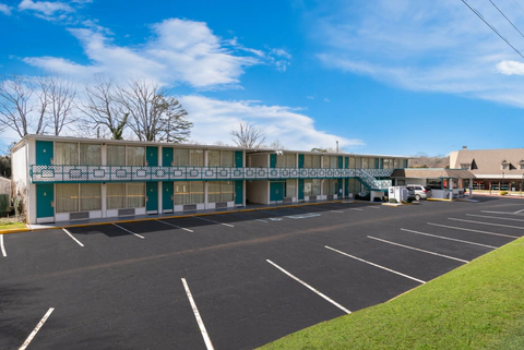 Hotel exterior | Econo Lodge, Clemson SC Hotels