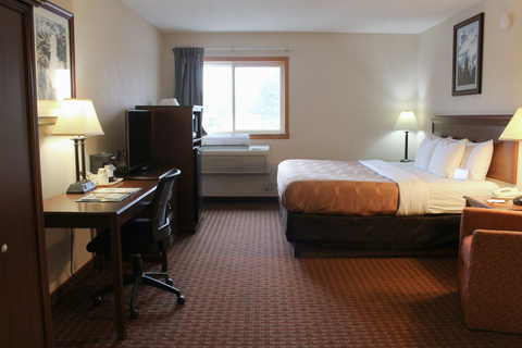 Guest room with king bed(s) | Quality Inn, Spearfish SD Hotels