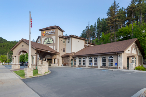 Hotel exterior | Comfort Inn, Keystone SD Hotels