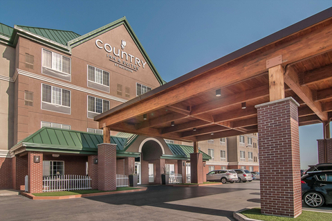 Hotel Exterior | Country, Rapid-city SD Hotels