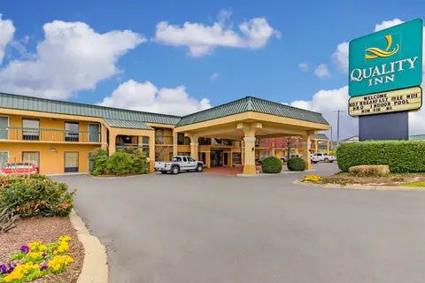 Hotel exterior | Quality Inn, Goodlettsville TN Hotels
