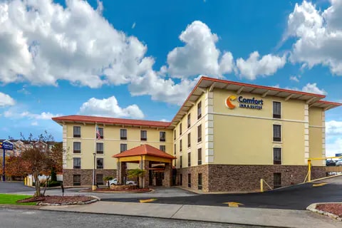Hotel exterior | Comfort Inn, Chattanooga TN Hotels
