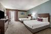 Guest room with queen bed(s) | Clarion, Jackson TN Hotels