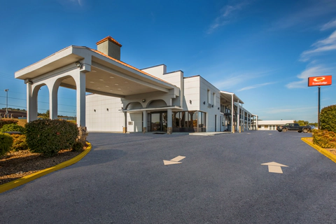 Hotel exterior | Econo Lodge, White-pine TN Hotels