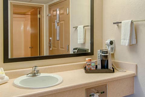 Bathroom | RocketFuel, Pigeon-forge TN Hotels