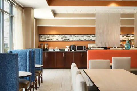 Breakfast Room | Country, Cordova TN Hotels
