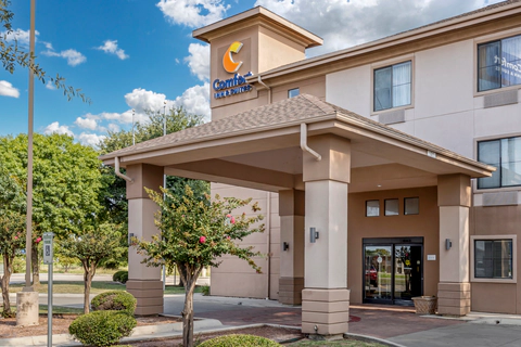 Hotel exterior | Comfort Inn, Seguin TX Hotels