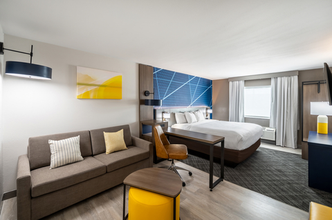 Guest room with king bed(s) | Comfort Suites, Longview TX Hotels