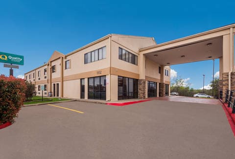 Hotel exterior | Quality Inn, Round-rock TX Hotels