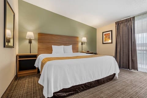 Guest room | Quality Inn, Houston TX Hotels