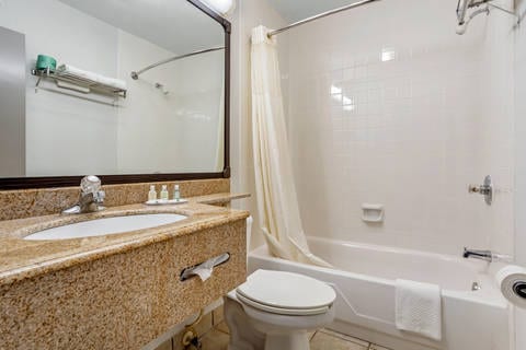 Bathroom | Quality Inn, Houston TX Hotels
