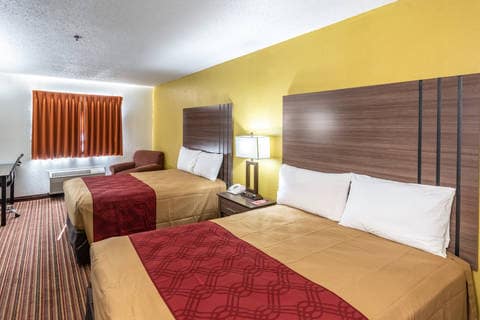Guest room with two beds | Econo Lodge, Mckinney TX Hotels