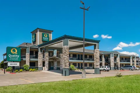 Hotel exterior | Quality Inn, Garland TX Hotels