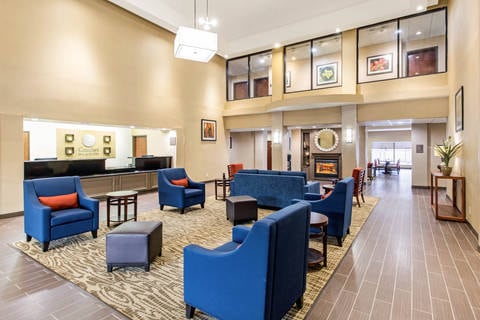 Spacious lobby with sitting area | Comfort Inn, Humble TX Hotels