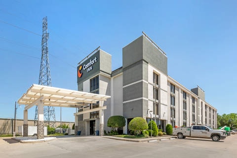 Hotel exterior | Comfort Inn, Dallas TX Hotels