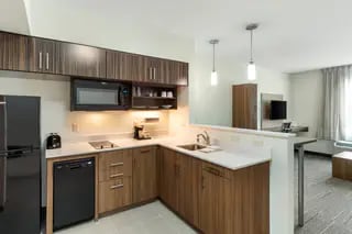 Guest room with king bed(s) | Mainstay, Lancaster TX Hotels