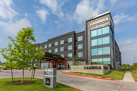 Hotel exterior | Cambria, Austin TX Hotels