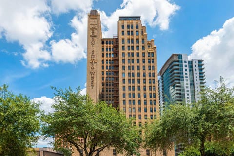 Hotel exterior | Cambria, Houston TX Hotels