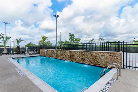 Outdoor pool | Comfort Inn, Waller TX Hotels