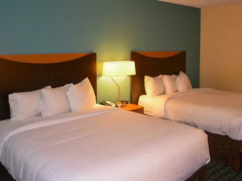 Guest room with two beds | Comfort Inn, Texas-city TX Hotels