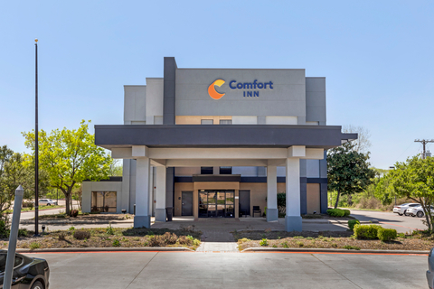 Hotel exterior | Comfort Inn, Sherman TX Hotels