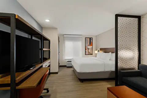 Guest room with king bed(s) | Everhome, Amarillo TX Hotels