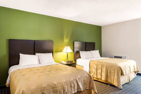 Spacious room with queen beds | Quality Inn, Wendover UT Hotels