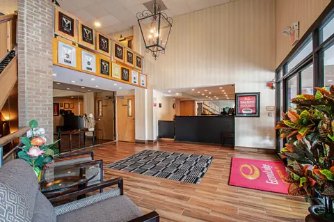 Hotel lobby | Econo Lodge, Arlington VA Hotels