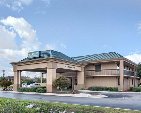 Quality Inn and Suites hotel in Franklin, VA