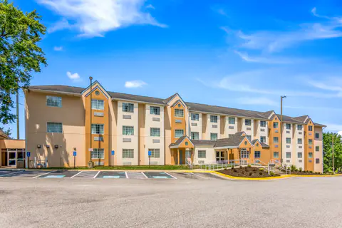 Hotel exterior | Quality Inn, Chester VA Hotels