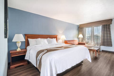 Hotel Cover Photo