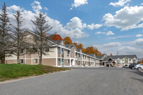 Hotel exterior | Comfort Inn, Montpelier VT Hotels