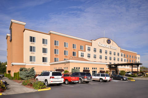 Hotel exterior | Comfort Suites, Tukwila WA Hotels