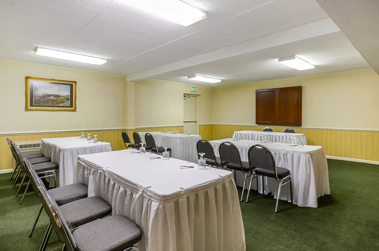 Meeting room | Clarion, Harpers-ferry WV Hotels