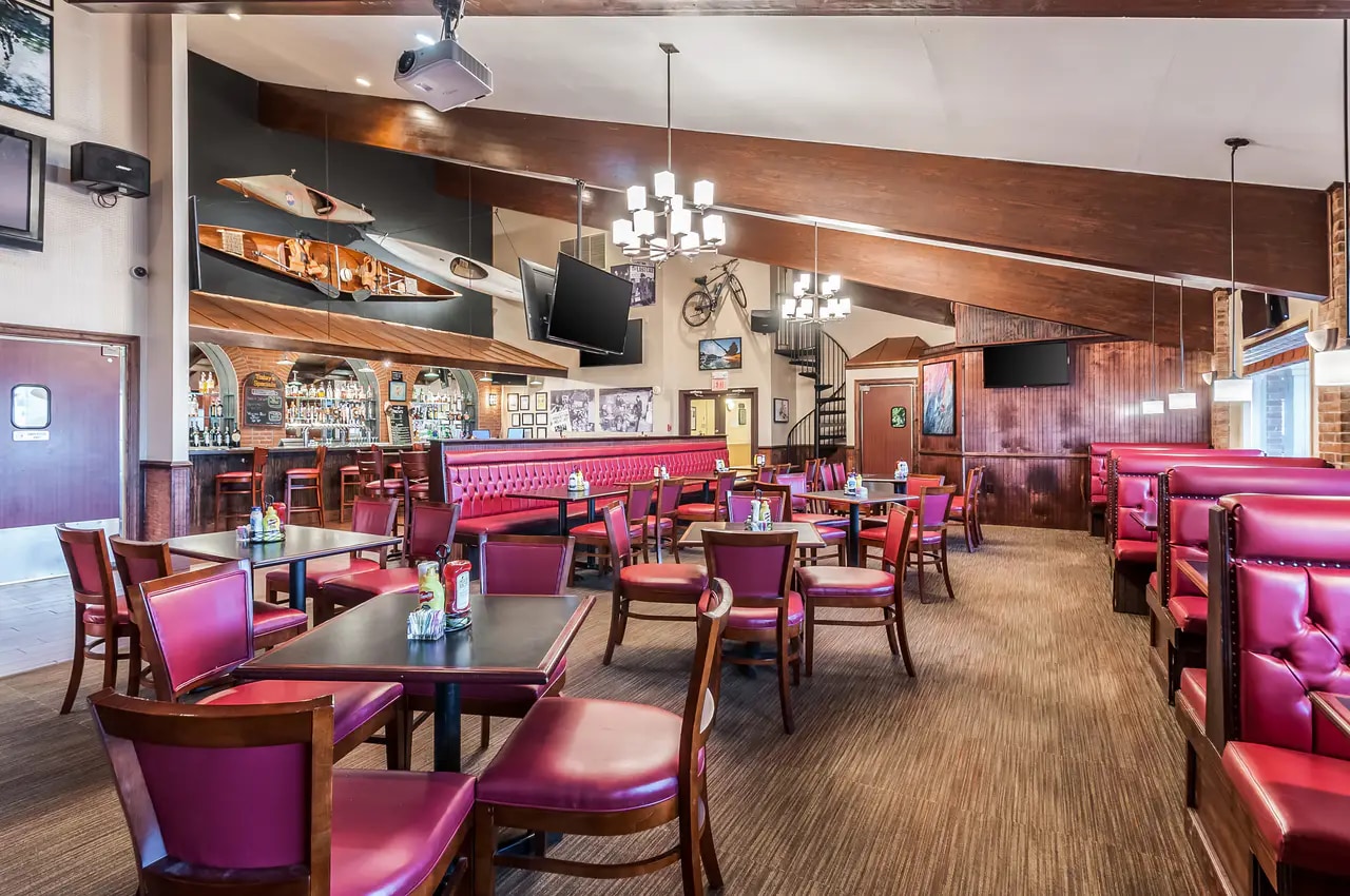White Horse Tavern | Clarion, Harpers-ferry WV Hotels