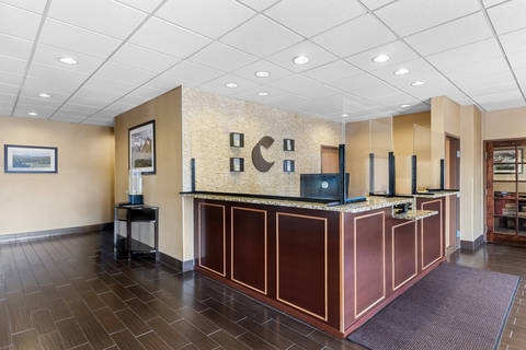Front desk | Comfort Inn, Laramie WY Hotels