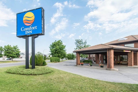 Comfort Inn Trois Rivieres Hotel Inns Canada Hotel Exterior