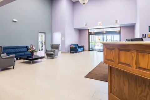 Quality Inn Suites Alma Ar Hotel Near Ozark Mountains