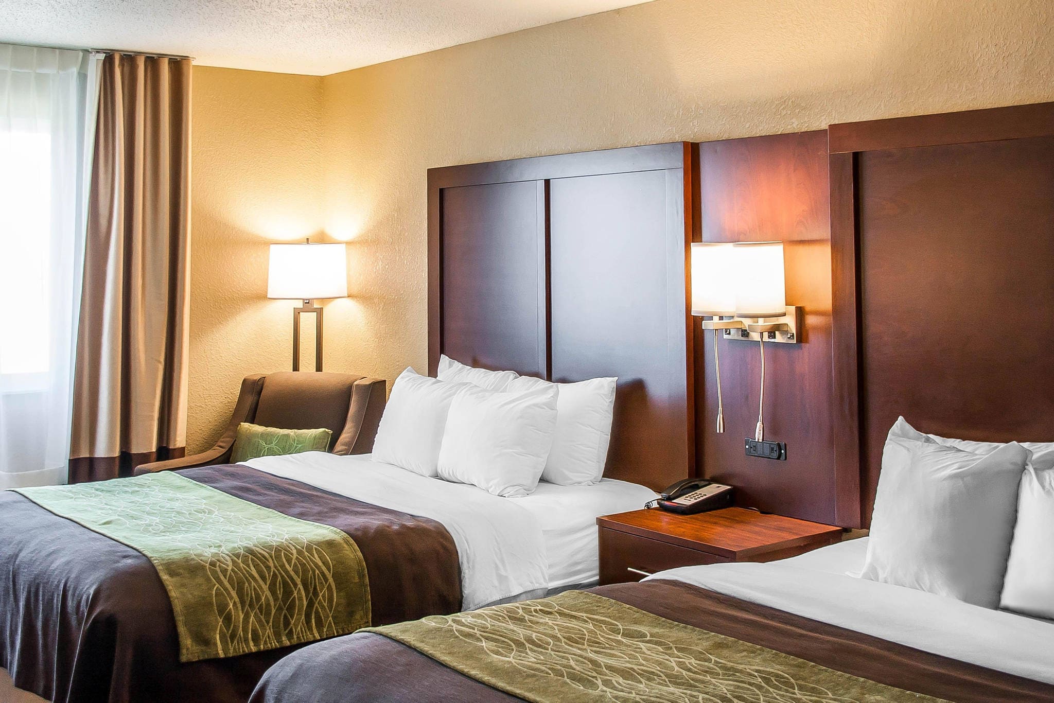 Comfort Inn Hotel In Fergus Falls Mn Book Today