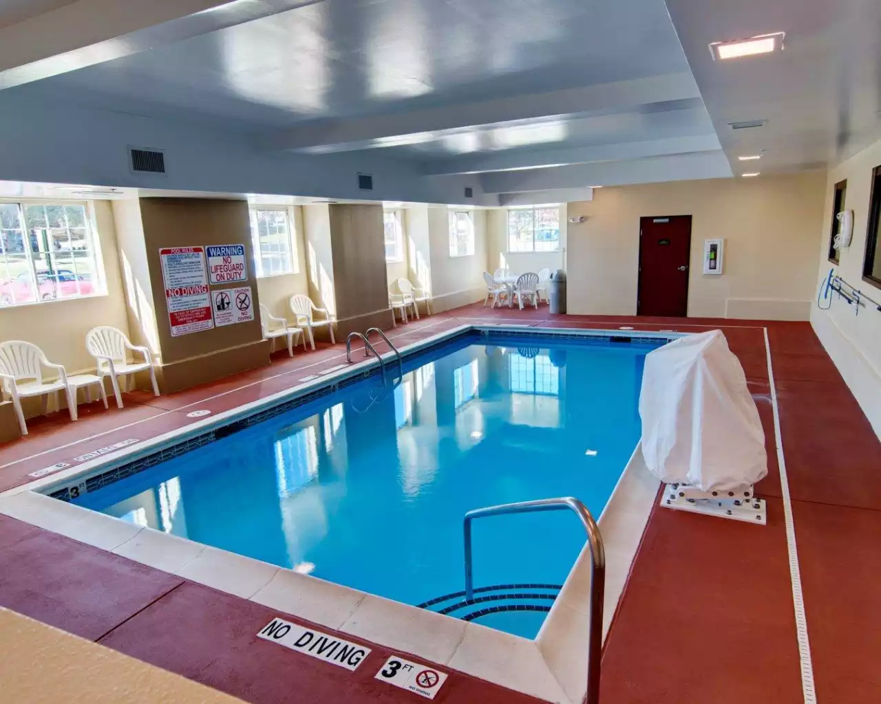 Indoor pool | Comfort Inn | Mount Airy, NC