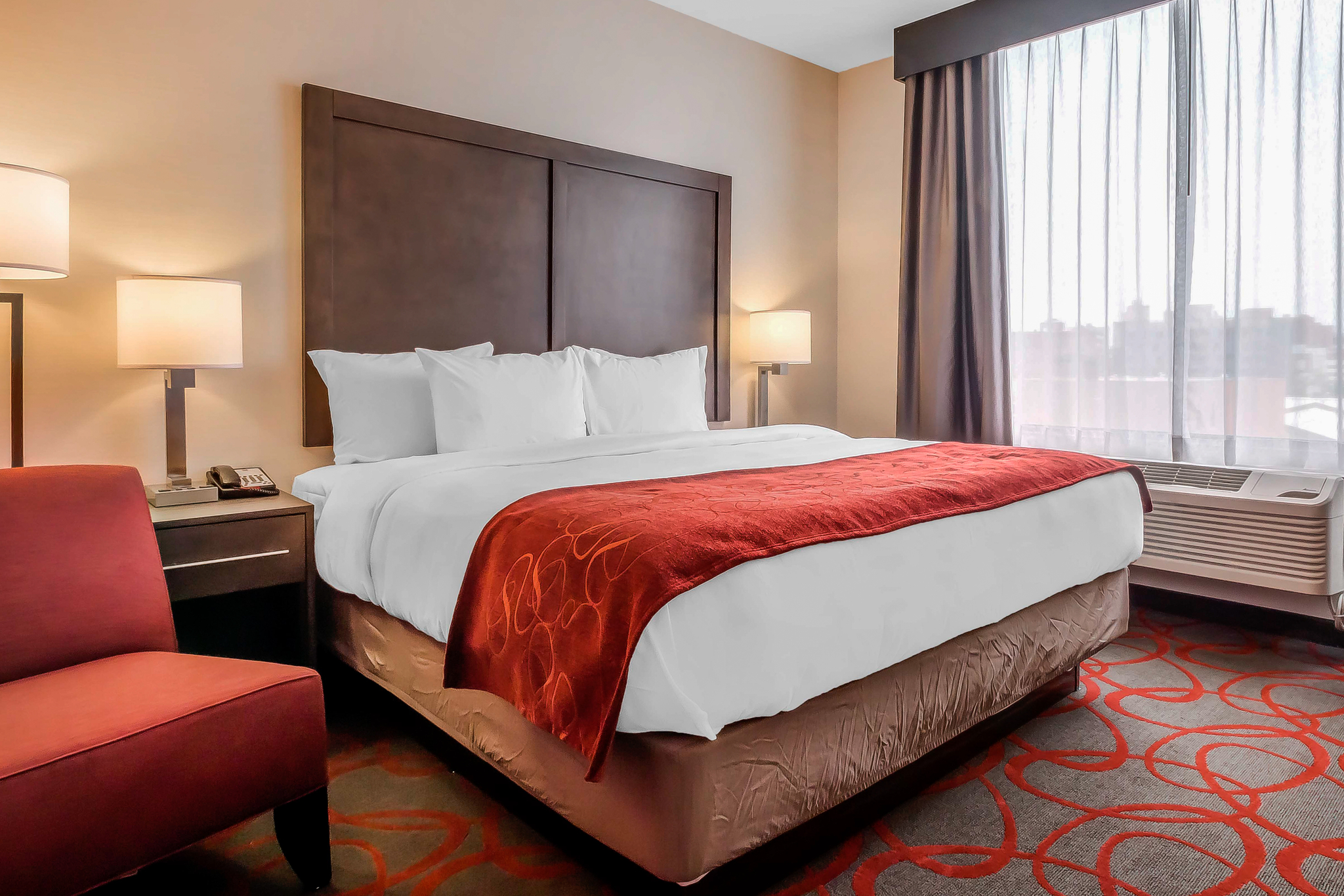 Comfort Inn And Suites Hotel In Bronx Ny Near Yankee Stadium