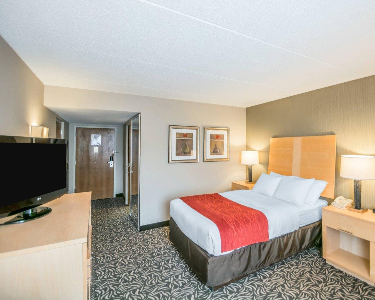 Comfort Inn Fairgrounds Hotel In Syracuse Ny